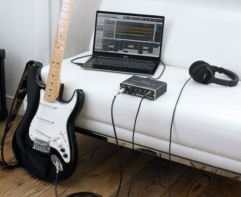 Fresco hada Visión general Cómo conectar la guitarra al PC - Guía completa - Blog
